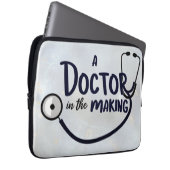 Een dokter in de dop laptop sleeve (Voorkant Rechts)