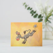Een Donkey heeft de machtigste Kick uit Voetbal Briefkaart (Staand voorkant)