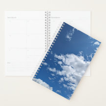 Een driehoek van wolken