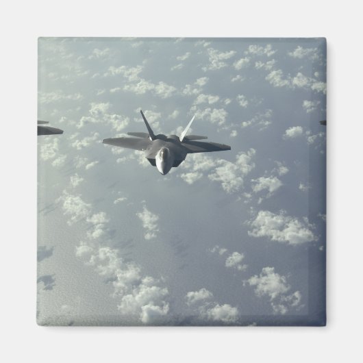 Een driepuntsformatie van F-22 Raptors Magneet (Voorkant)