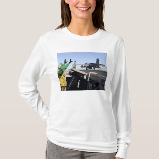 Een EA-6B-draagschroef uit de cockpit T-shirt (Voorkant)