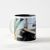 Een EA-6B-draagschroef uit de cockpit Tweekleurige Koffiemok (Voorkant links)