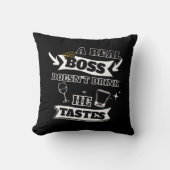 Een echte baas quote kussen (Voorkant)