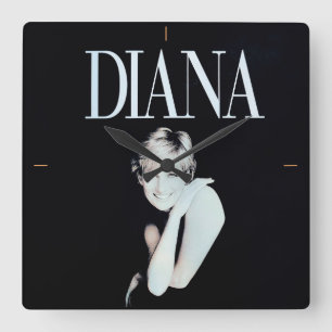 Een echte dame. vierkante klok