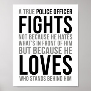 Een echte politieagent vecht poster
