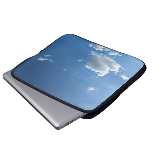 Een eenvoudige cloud laptop sleeve (Voorkant onderkant)