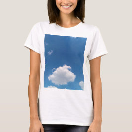 Een eenvoudige cloud t-shirt