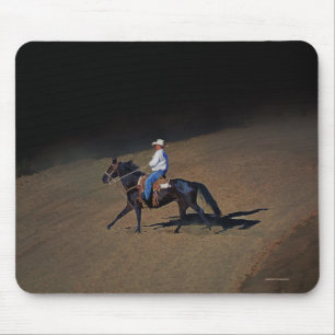Een eenzame Cowboy en zijn paardenkunst op een mou Muismat