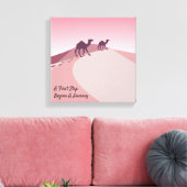 Een eerste stap begint een reis, Desert Pink Art Canvas Afdruk (Insitu (Woonkamer))