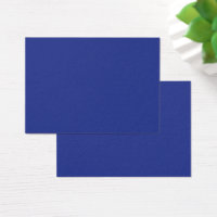 Een effen blauwe achtergrond zonder andere zichtba