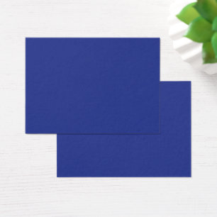 Een effen blauwe achtergrond zonder andere zichtba visitekaartje