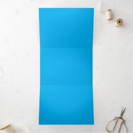 Een effen helderblauwe achtergrond zonder patroon drieluik kaart
