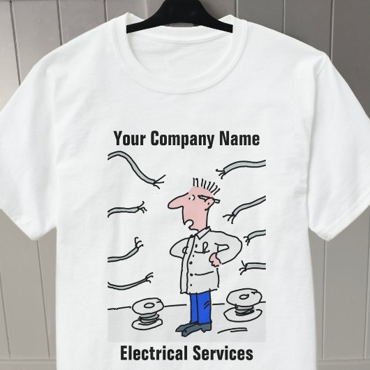 Een elektricien met kabels T-Shirt