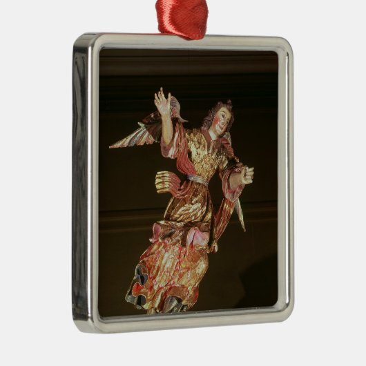 Een engel boven het altarstuk metalen ornament (Rechts)