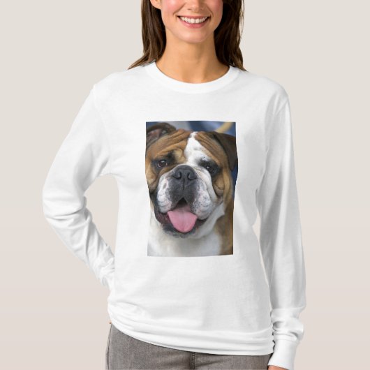 Een Engelse buldog in België. T-shirt (Voorkant)