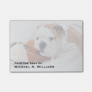 Een Engelse bulledog-puppy met een bulledog Post-it® Notes