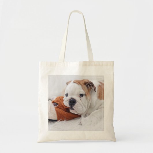 Een Engelse bulledog-puppy met een bulledog Tote Bag (Voorkant)
