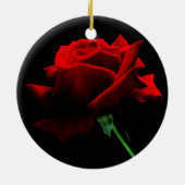 Een enkele rode rozenversiering keramisch ornament (Achterkant)