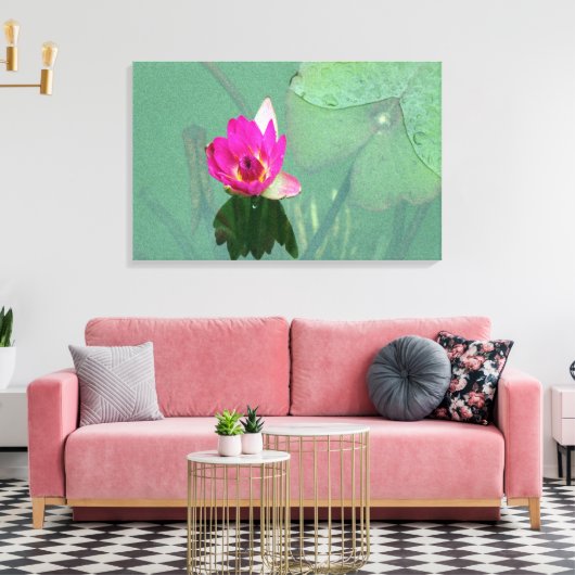 Een enkele roze waterlelie in een vijver canvas afdruk (Insitu (Woonkamer))