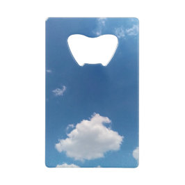 Een enkele wolk creditkaart flessenopener