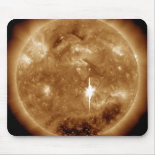 Een enorme X-klasse zonnevlammen barsten op de zon Muismat