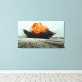 Een explosie brak uit canvas afdruk (Insitu (Houten vloer))