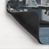 Een F-15 Eagle krijgt een lift uit een schuurkraan Muismat (Hoek)