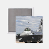 Een F-16-strijder tegen valk Magneet (Voorkant / Achterkant)