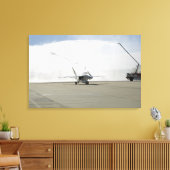 Een F-18-vliegtuig Canvas Afdruk (Insitu (Woonkamer))