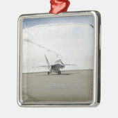 Een F-18-vliegtuig Metalen Ornament (Links)