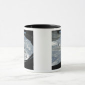 Een F-22 Raptorbanken weg van een KC-135 Mok (Midden)