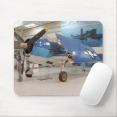 Een F-6F Hellcat-gevechtsvliegtuig uit de Tweede W Muismat (Met muis)