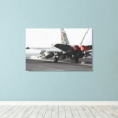 Een F/A-18C-Hornet uit de cockpit Canvas Afdruk (Insitu (Houten vloer))