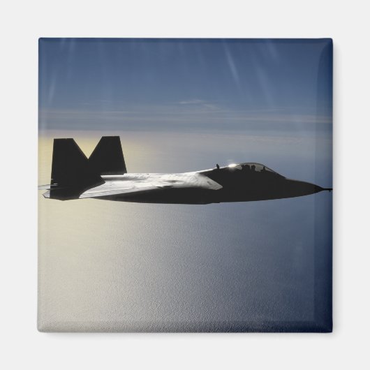 Een F/A-22 Raptor vliegt een opleidingsmissie 2 Magneet (Voorkant)