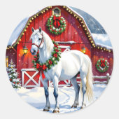 Een feestelijk wit paard en winterschuur Kerstmis Ronde Sticker (Voorkant)