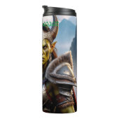 Een felle Orc Warrior Queen Thermosbeker (Geroteerd rechts)