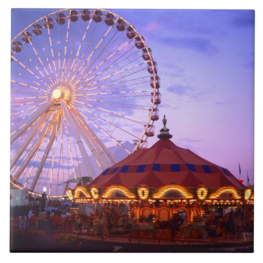 Een ferris wiel en carrousel bij de marine pier in tegeltje (Voorkant)