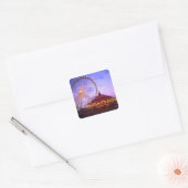 Een ferris wiel en carrousel bij de marine pier in vierkante sticker (Envelop)