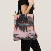 Een fijne vangst door John Clymer Tote Bag (Dichtbij)