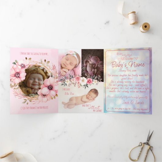 Een fijngevoelige en humoristische geboorteaankond drieluik kaart (Binnen)