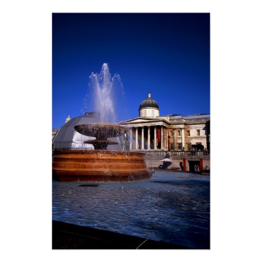Een fontein Trafalgar Square Londen Perfect Poster (Voorkant)