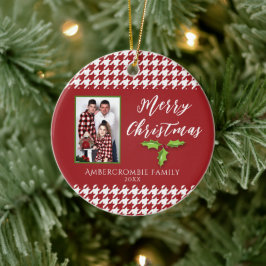 Een foto Rood en Wit Houndstooth Keramisch Ornament