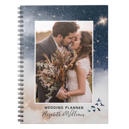 Een foto van Galaxy Background Inspirating Wedding Notitieboek (Voorkant)