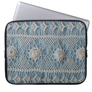 Een fragment van een breed lijftussenvoegsel bevat laptop sleeve