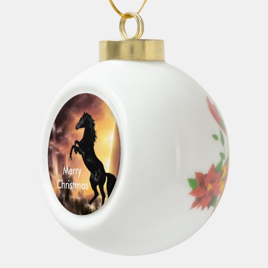 Een Friesian Stallion Hord Keramische Bal Ornament (Rechts)