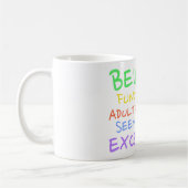 EEN FUNCTIONELE VOLWASSENE ZIJN, SARCASTISCH, GRAP KOFFIEMOK (Links)