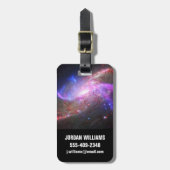 Een galactisch licht Show in spiraalvormige sterre Bagagelabel (Voorkant verticaal)