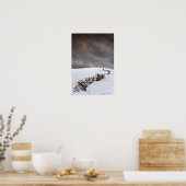 Een gebroken hek langs een sneeuwdek poster (Keuken)