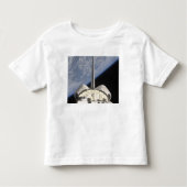 Een gedeeltelijk uitzicht van Space Shuttle Endeav Kinder Shirts (Voorkant)