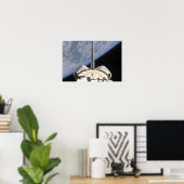 Een gedeeltelijk uitzicht van Space Shuttle Endeav Poster (Thuiskantoor)